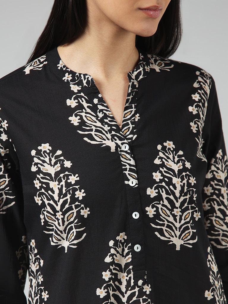 Utsa Black Floral Printed Cotton Kurta