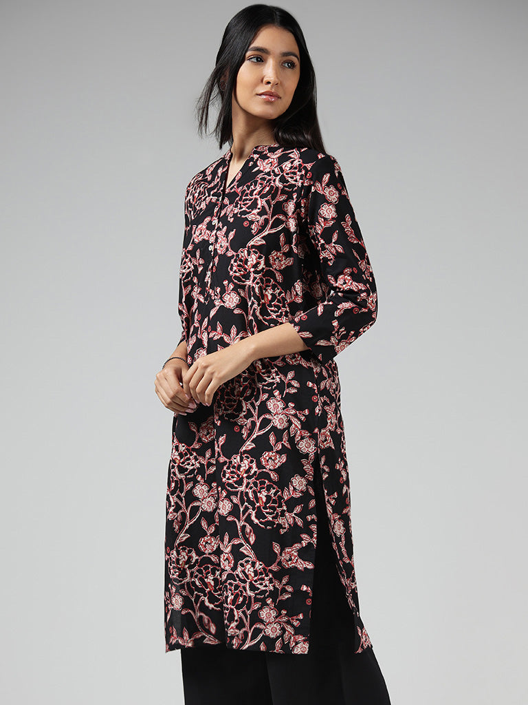 Utsa Black Floral Printed Cotton Kurta