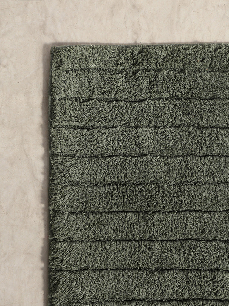 Westside Home Dark Green Fluffy Striped Bathmat