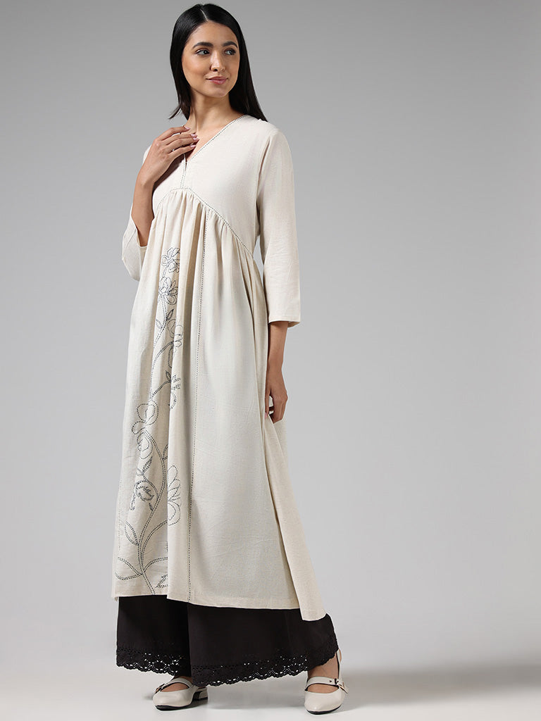 Utsa Off-White Floral Kantha Embroidered Pleated Kurta