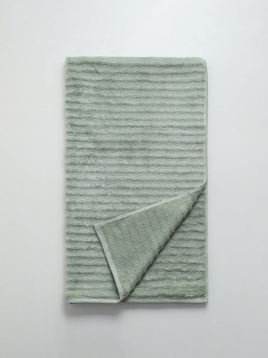 Westside Home Sage Green Self-Striped Bath Towel