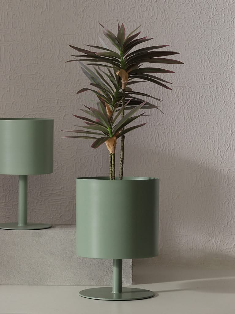 Westside Home Dark Green Cylindrical Metal Planter