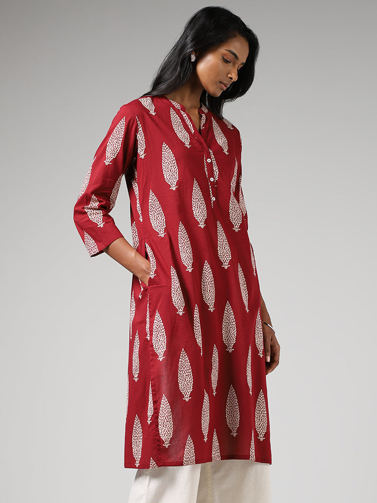 Utsa Maroon Buta Printed Straight Kurta