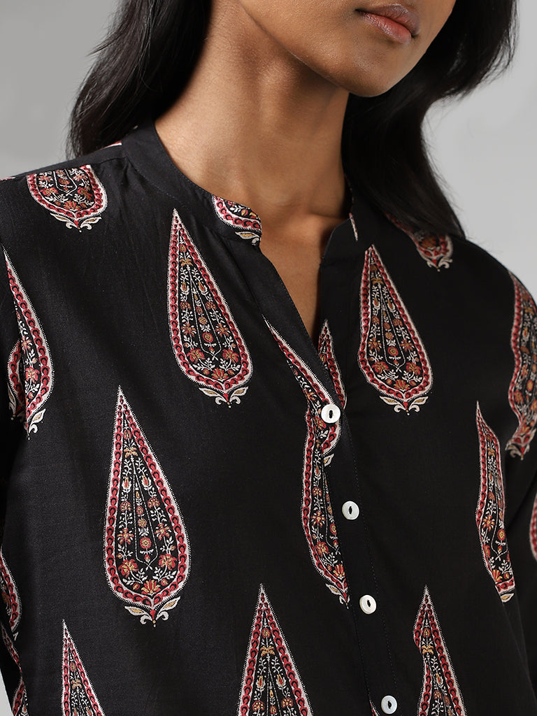 Utsa Black Buta Printed Straight Kurta