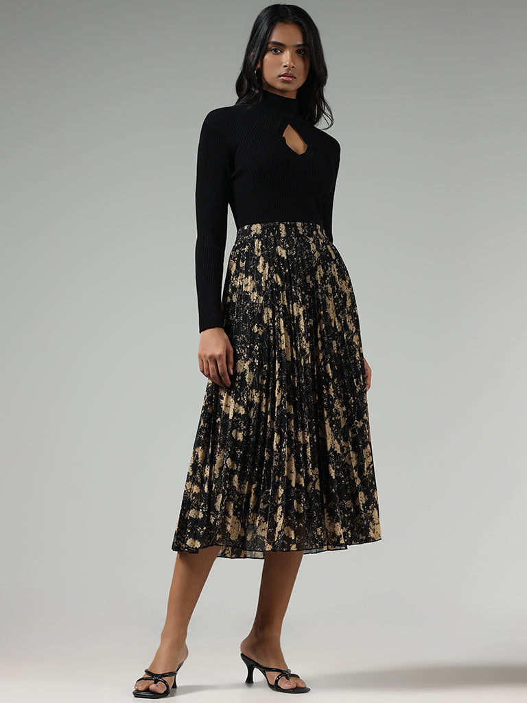 Wardrobe Black Floral Printed Pleated Midi Skirt