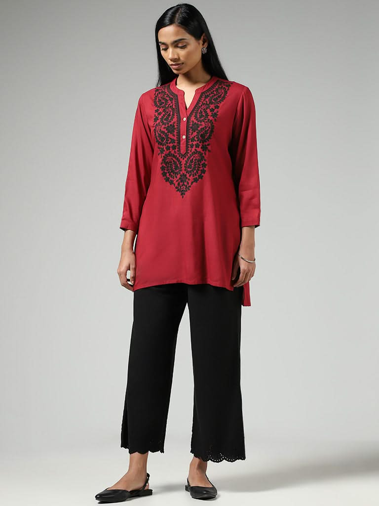 Utsa Maroon Paisley Floral Embroidered Kurti