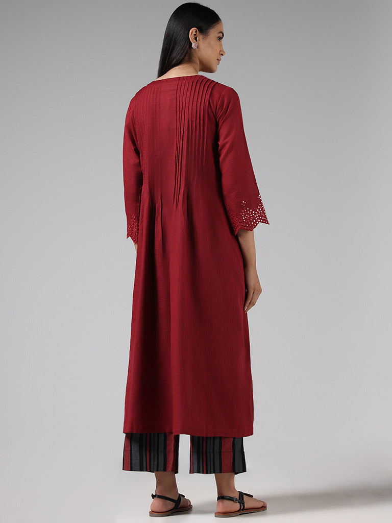 Utsa Maroon Pintucked Gathered Kurta