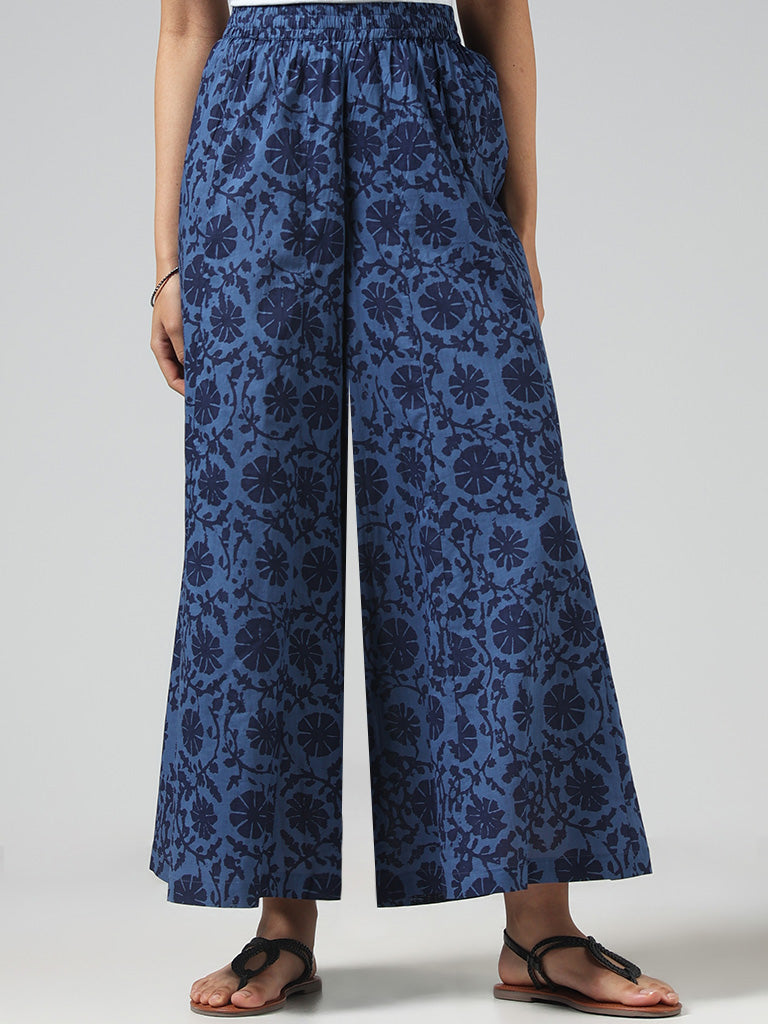 Utsa Indigo Floral Printed Cotton Mid Rise Palazzos