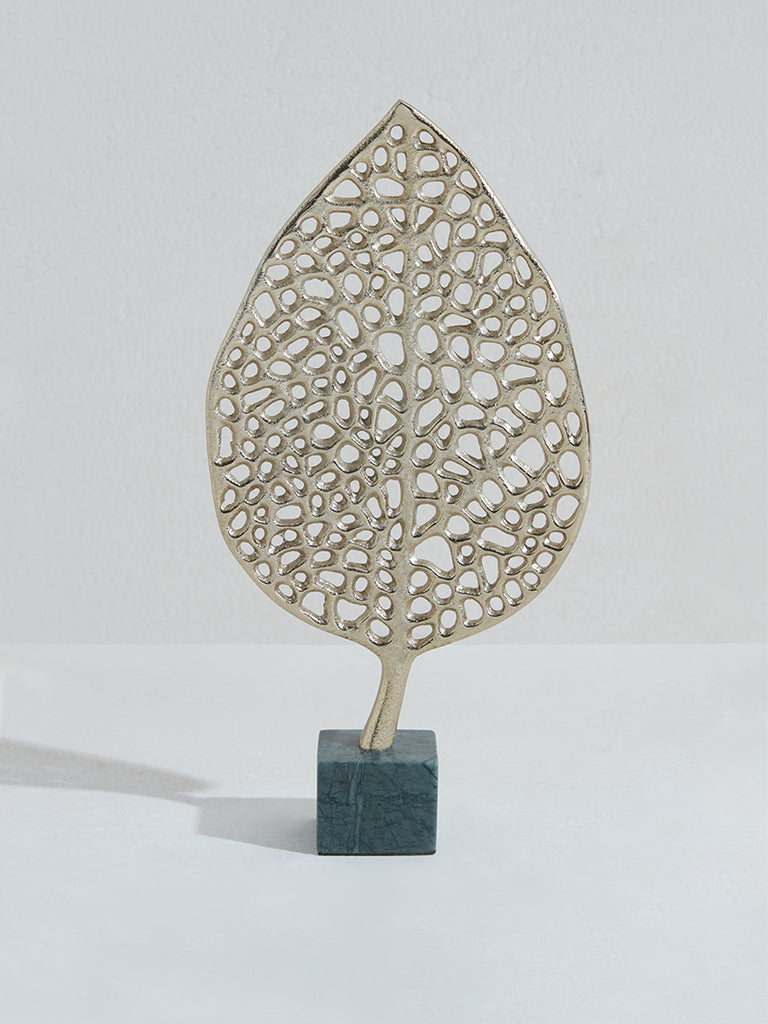 Westside Home Gold Metal Lattice Leaf on Stand