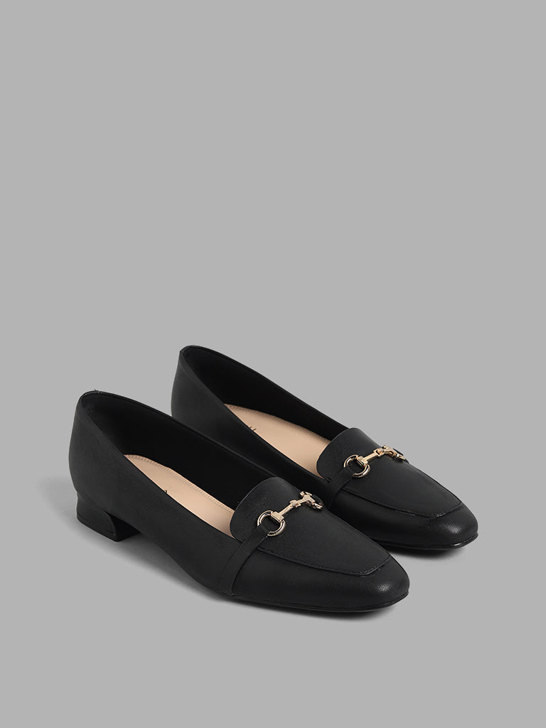 LUNA BLU Black Trim Loafers