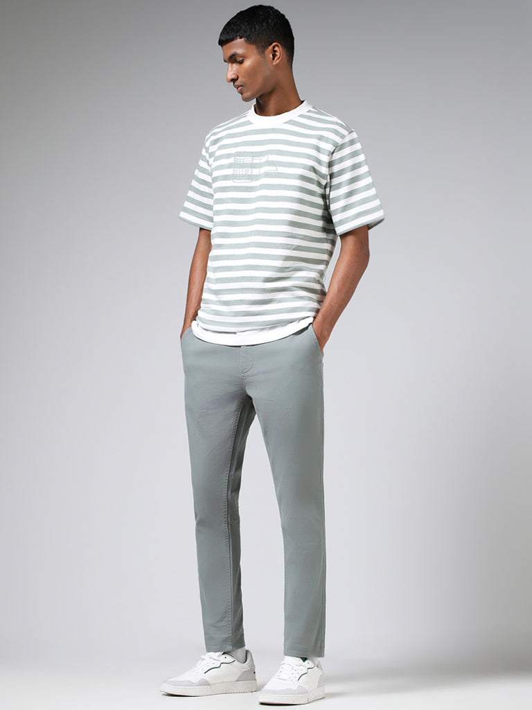 Nuon Solid Sage Green Cotton Slim-Fit Mid-Rise Chinos