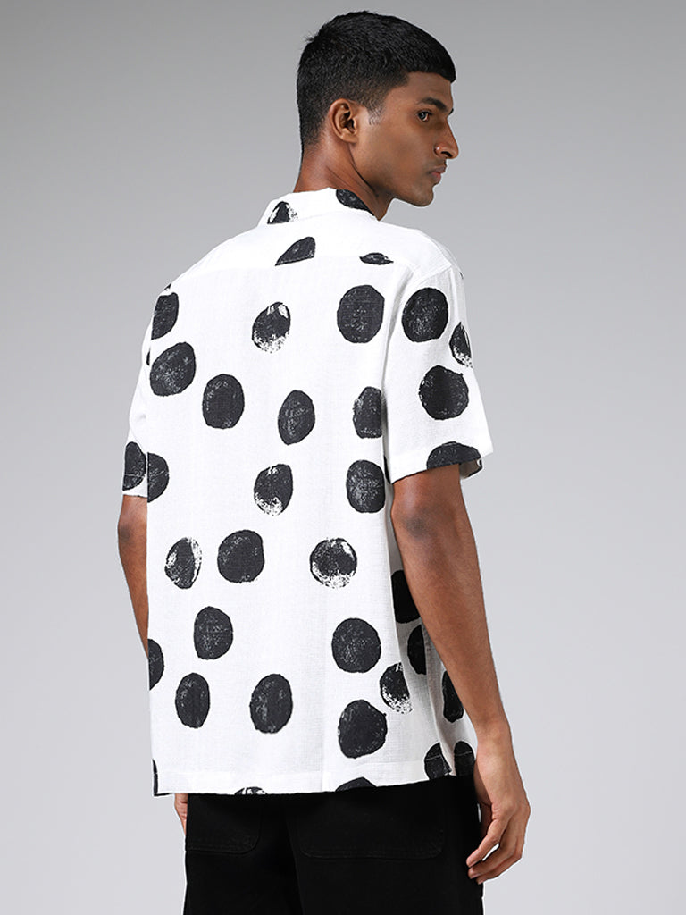 Nuon White Abstract Printed Relaxed-Fit Shirt