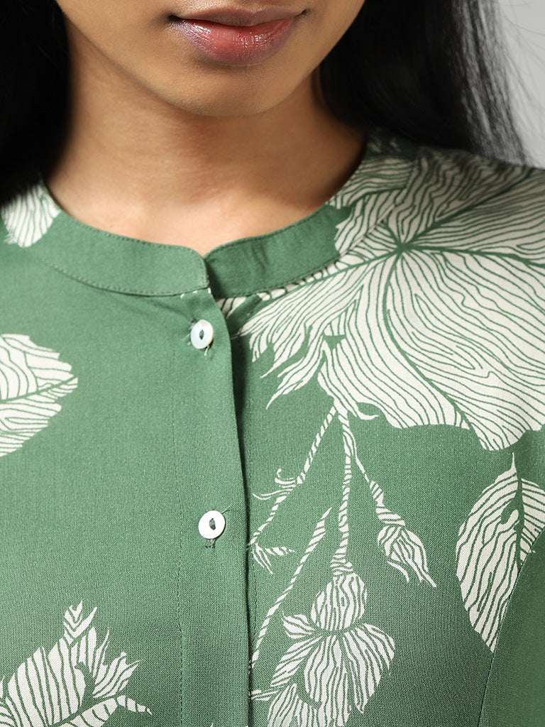 Utsa Green Bold Floral Printed Buttoned Down Kurta