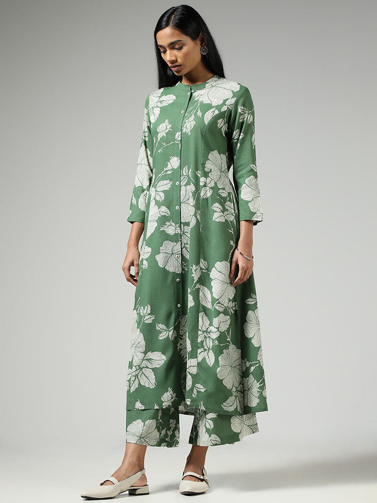 Utsa Green Bold Floral Printed Buttoned Down Kurta