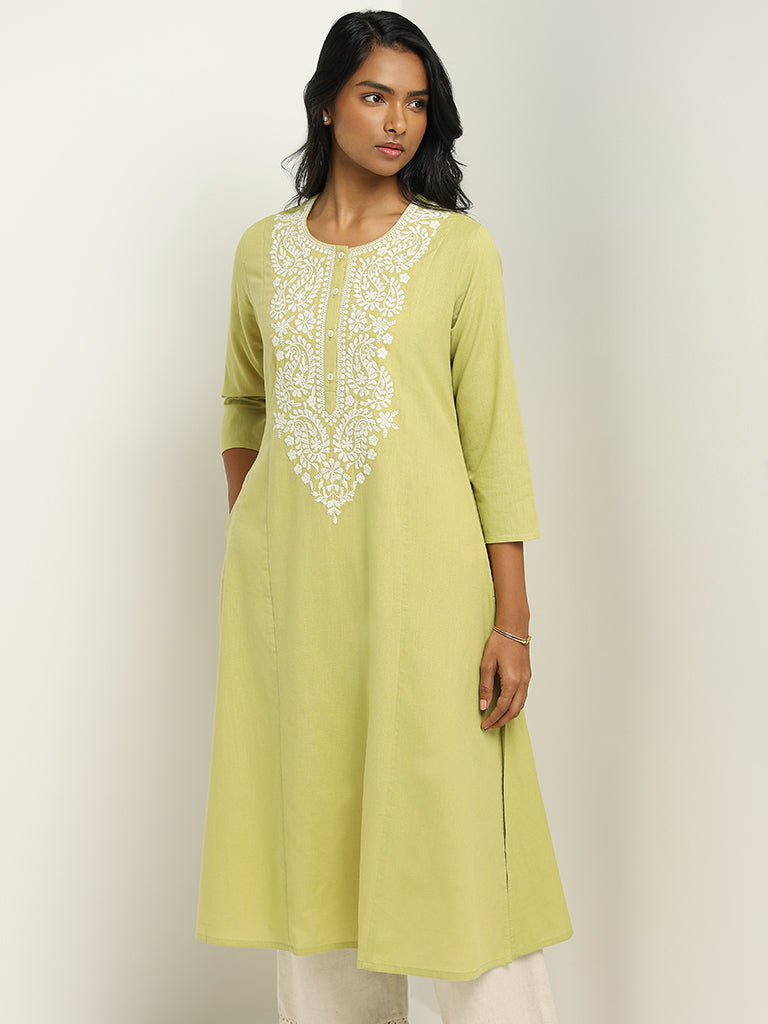 Utsa Lime Lucknow Embroidered Blended Linen Kurta