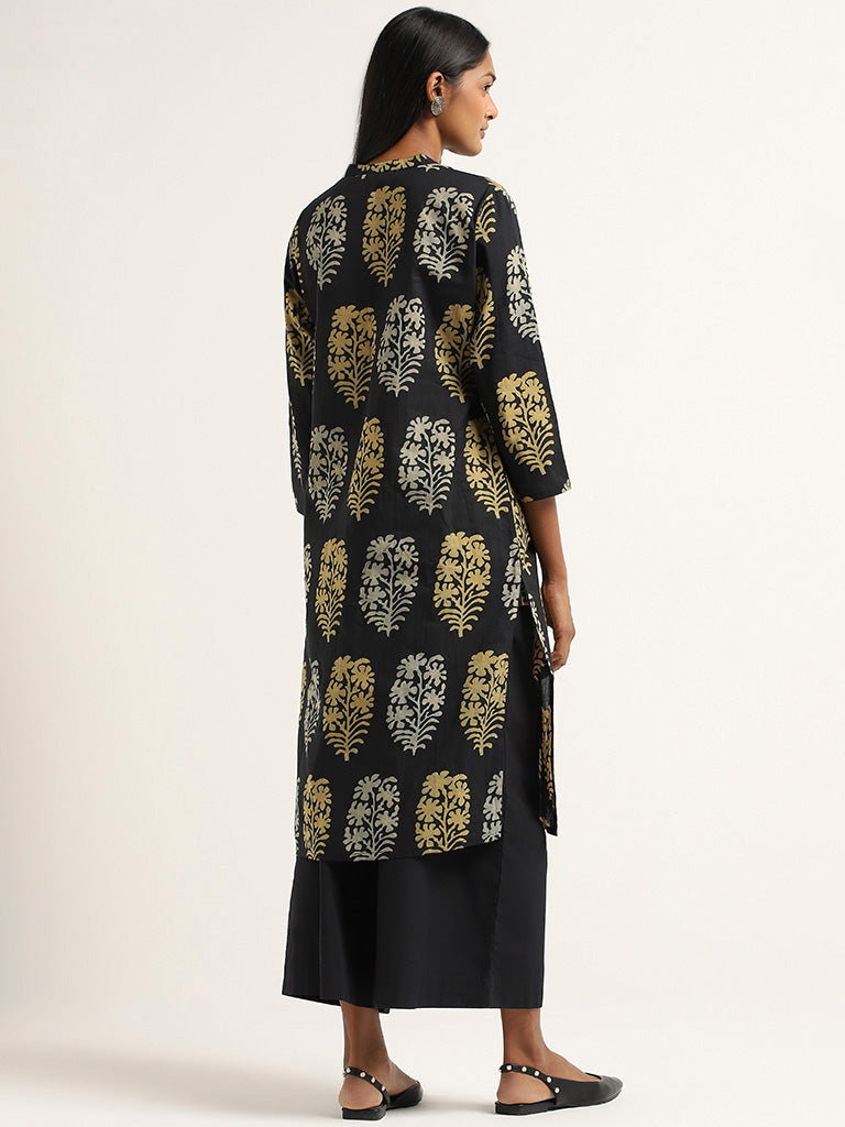 Utsa Black Bold Printed Cotton Kurta