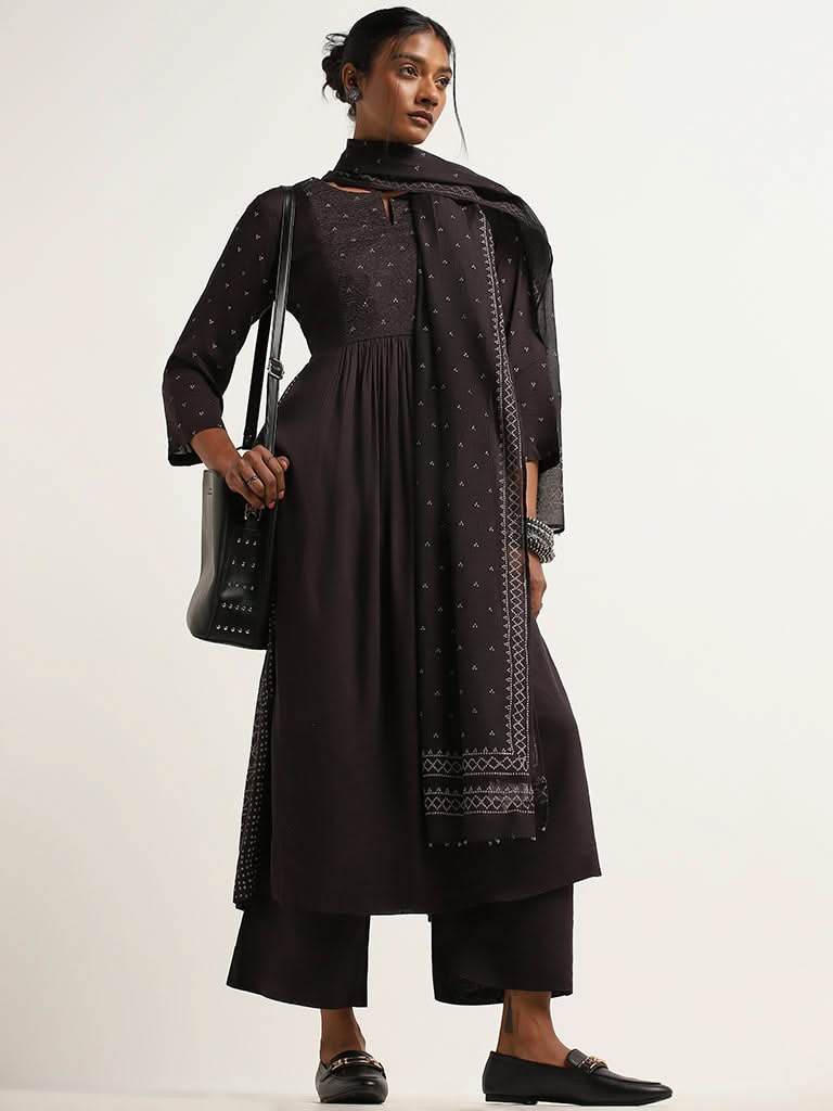 Zuba Black Embroidered Kurta