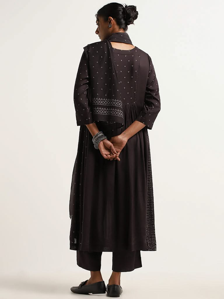 Zuba Black Embroidered Kurta