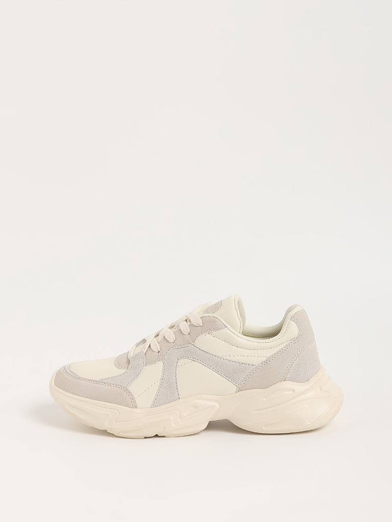 LUNA BLU Cream Lace-Up Sneakers