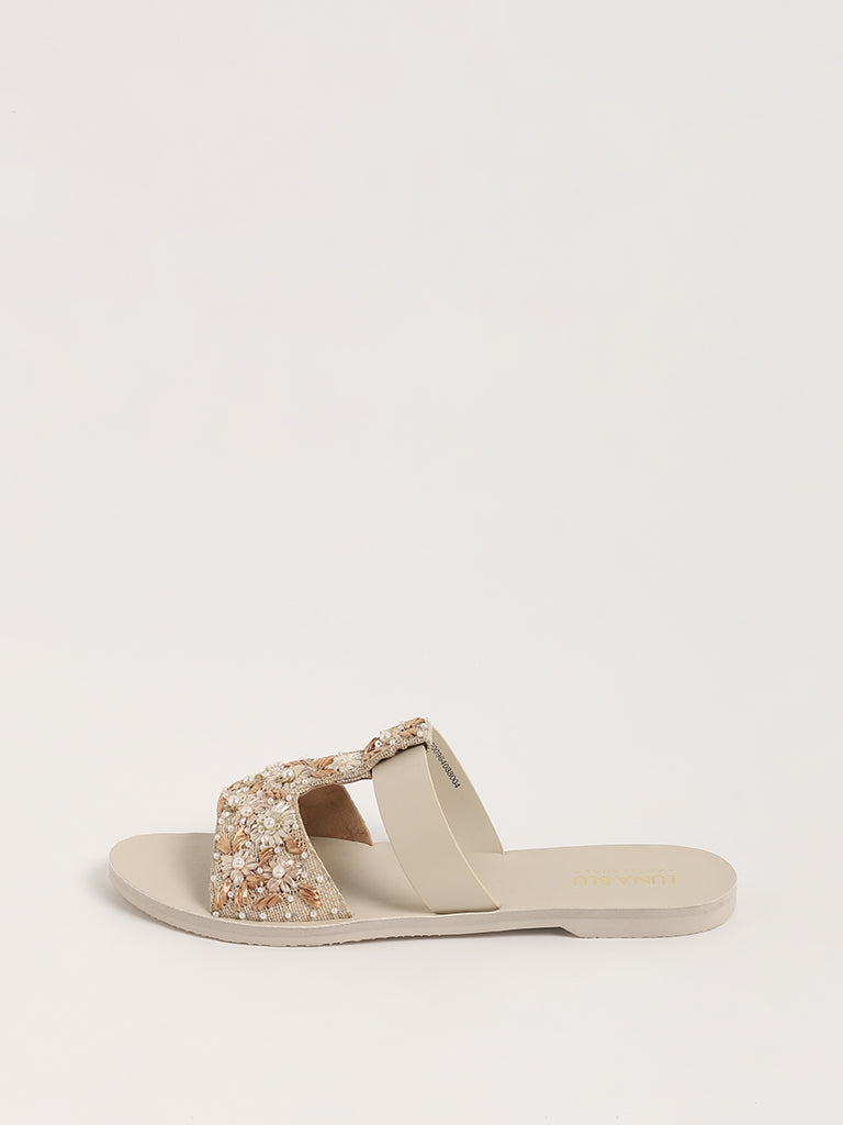 LUNA BLU Ivory Strap Sandals