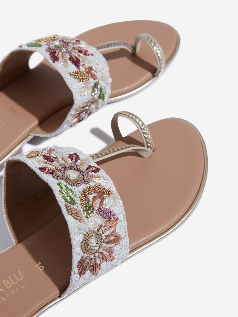 LUNA BLU Ivory Embellished Kolhapuri Sandals