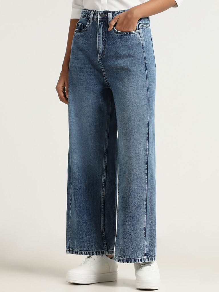 LOV Mid Blue Straight - Fit Mid - Rise Jeans