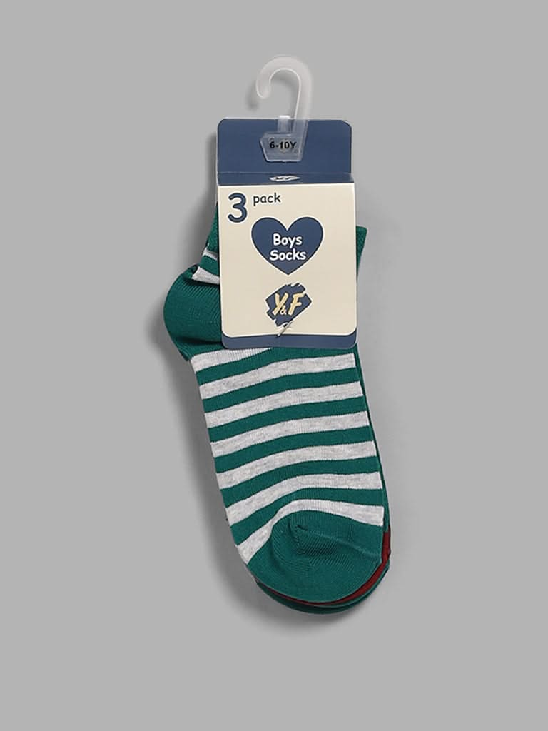 Y&F Kids Green & Grey Football-Themed Socks - Pack of 3