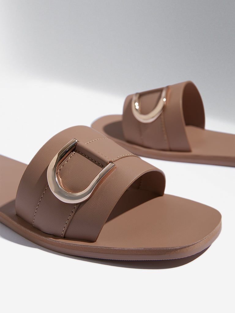 LUNA BLU Brown Buckle Slides