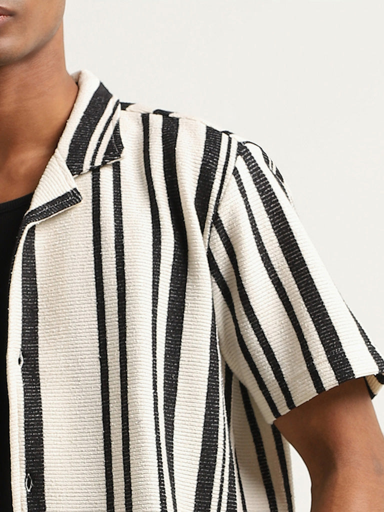 Nuon Off-White Knitted Striped Shirt