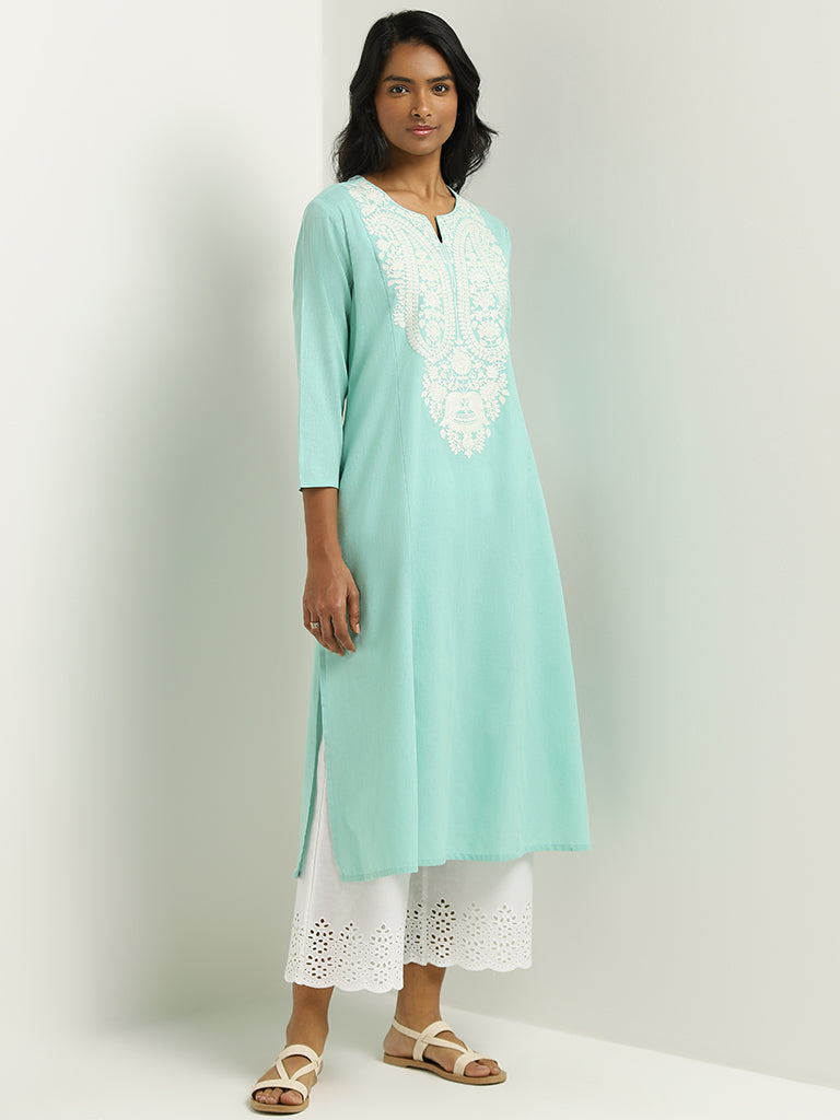 Utsa Blue Paisley Embroidered Blended Linen Kurta