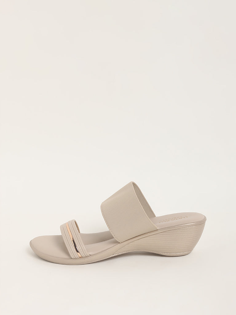 LUNA BLU Ivory Strappy Sandals