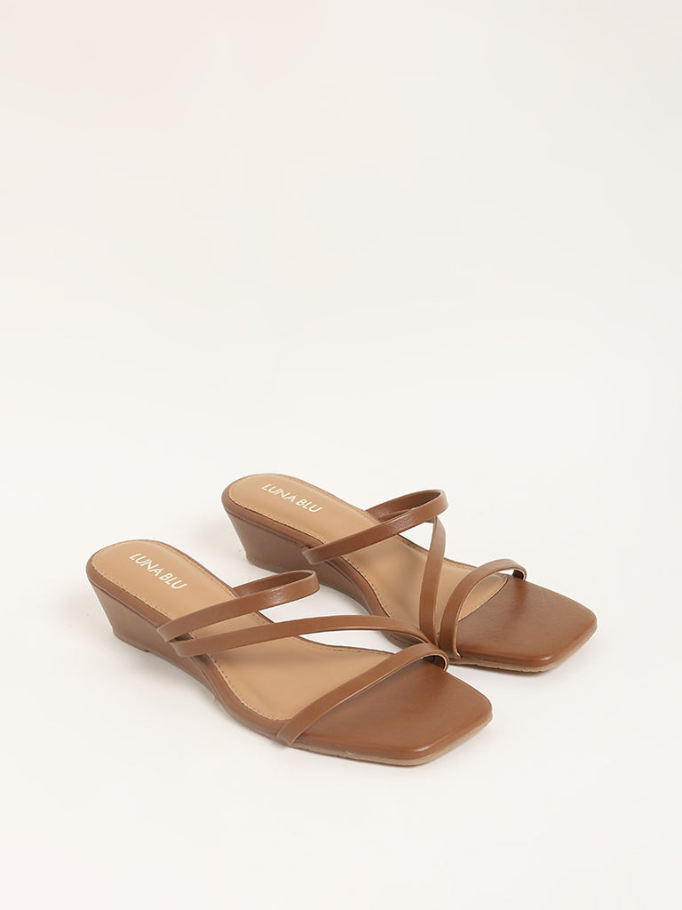 LUNA BLU Tan Wedge Sandals