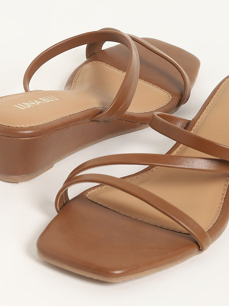 LUNA BLU Tan Wedge Sandals