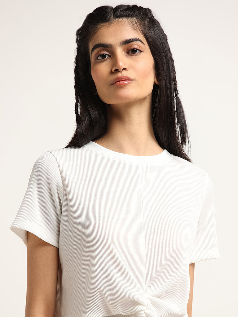 Studiofit White Front Knot T-Shirt