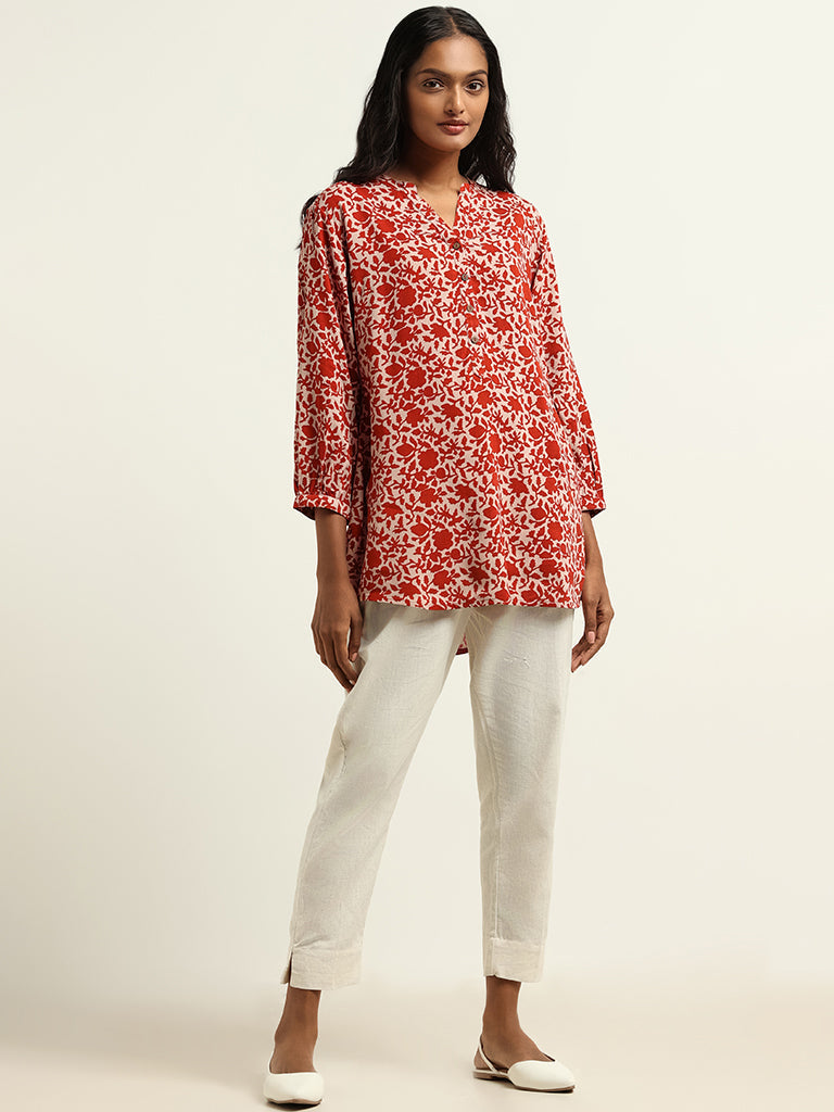 Utsa Red Printed Kurti