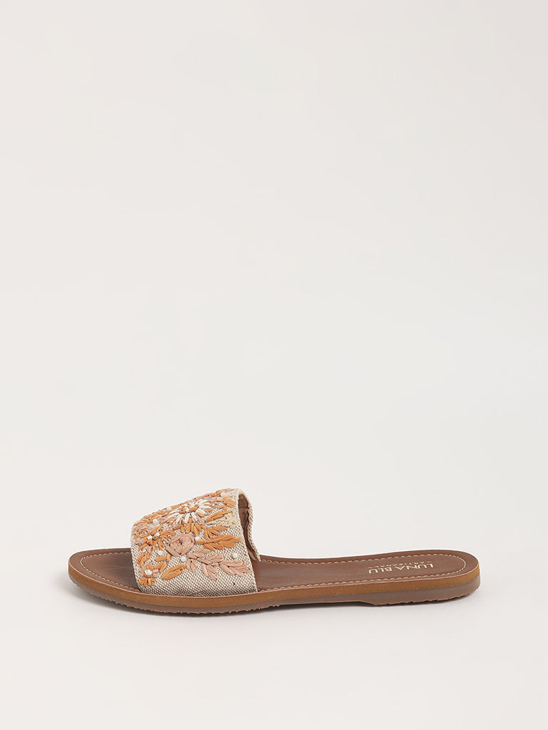 LUNA BLU Light Beige Embroidered Slides