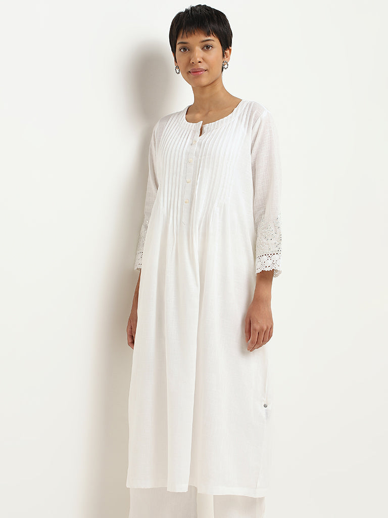 Utsa White Cotton Pintuck Kurta