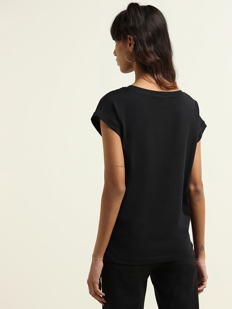 Studiofit Black Printed Cotton T-Shirt