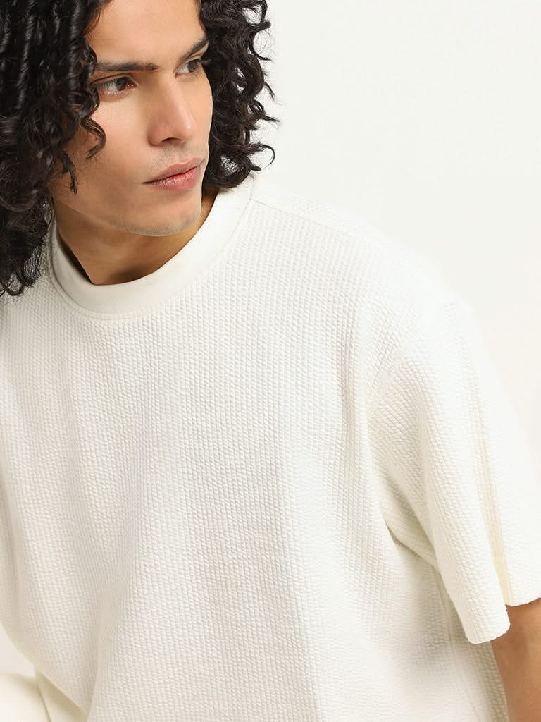 Studiofit Off-White Textured Relaxed Fit T-Shirt