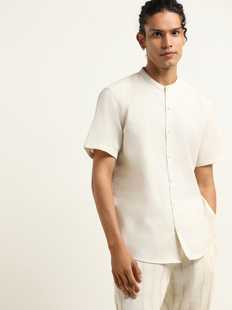 ETA Off-White Self-Patterned Cotton Resort Fit Shirt