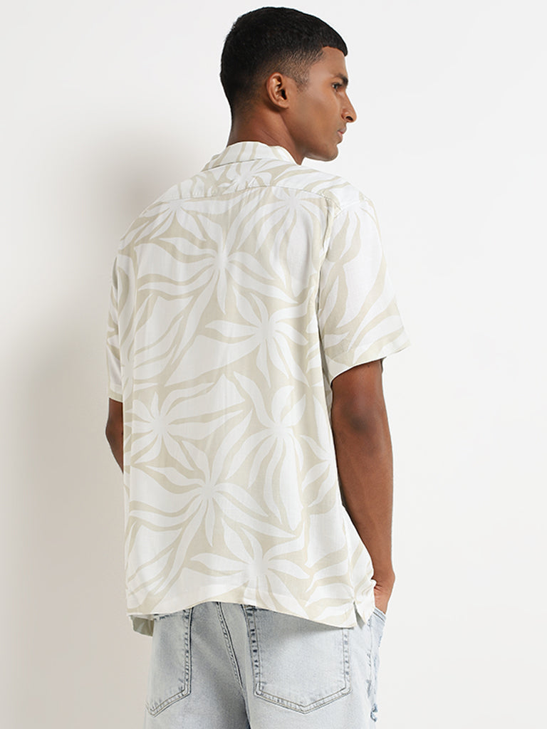 Nuon White Bold Printed Relaxed Fit Shirt