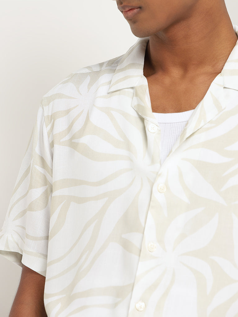 Nuon White Bold Printed Relaxed Fit Shirt