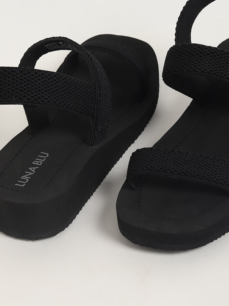 LUNA BLU Black Strappy Flip Flop