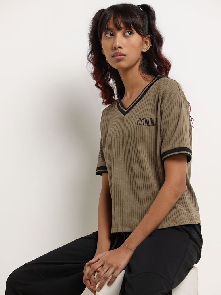 Studiofit Olive Self-Patterned T-Shirt