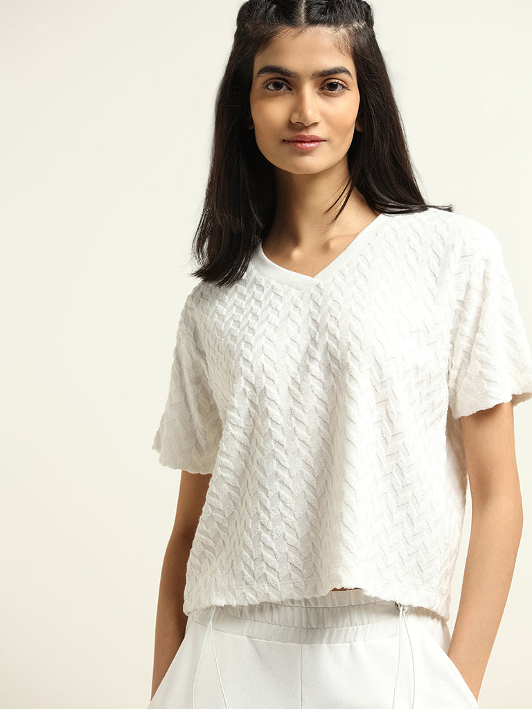 Studiofit White Textured T-Shirt