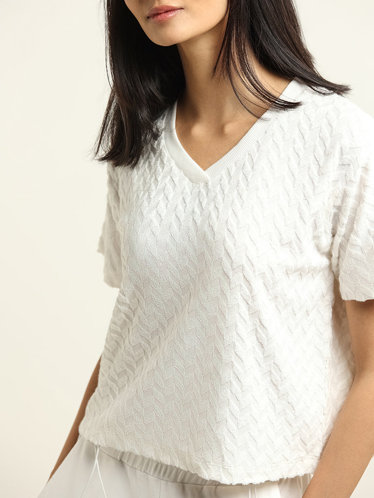 Studiofit White Textured T-Shirt