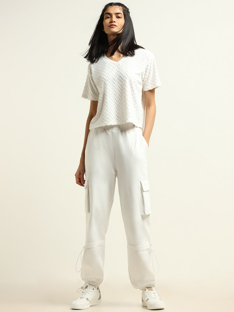 Studiofit White Textured T-Shirt