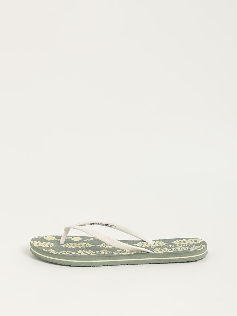 LUNA BLU Green Printed Flip-Flop