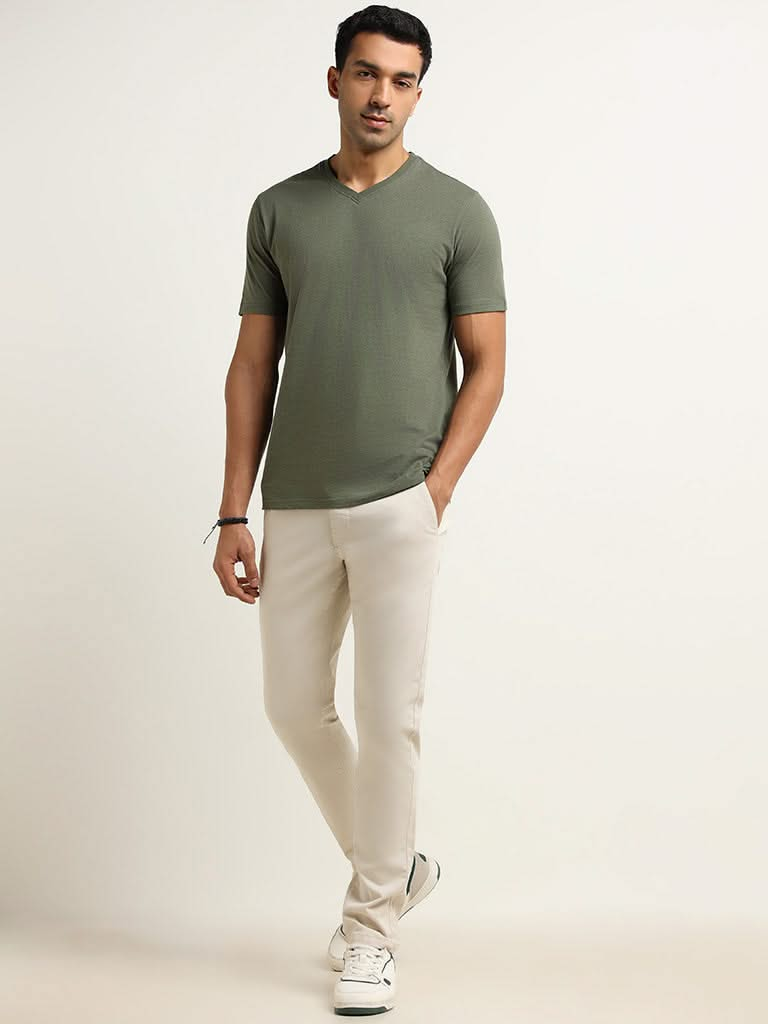 WES Casuals Green Solid Cotton Slim-Fit T-Shirt