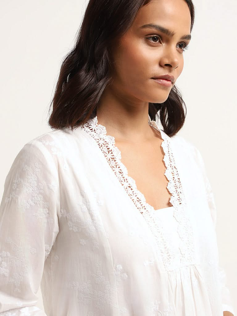 Zuba White Embroidered Lace Hem Cotton Kurta with Camisole